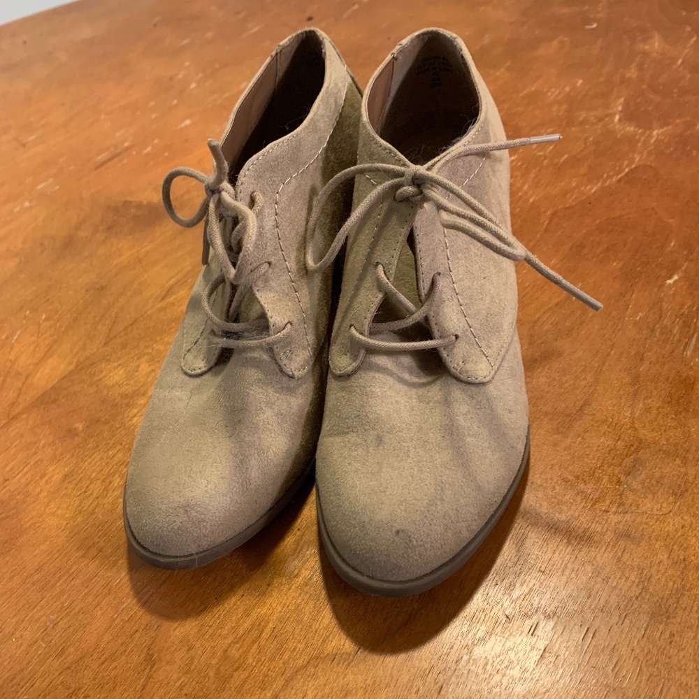 Tan Oxfords!